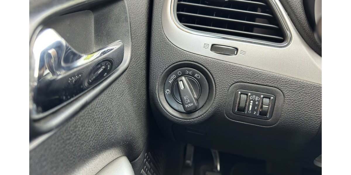 Fiat Freemont BLACK CODE AWD ALLRAD 136.000 km 9.999 &euro; Hamburg 22339