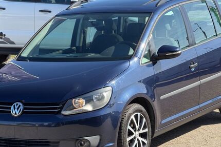 VW Touran 281.575 km 3.850 &euro; Hückelhoven 41836