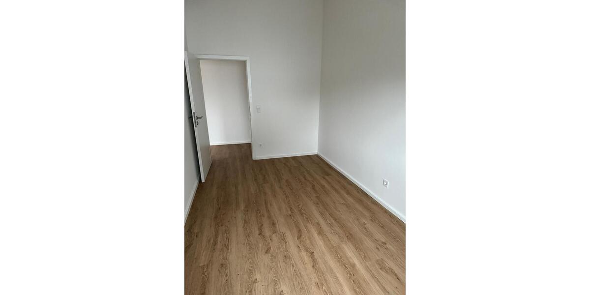 Etagenwohnung Emmerich am Rhein - 3 Zimmer, 86 m&sup2;, 890&euro; | Angebot:26415537