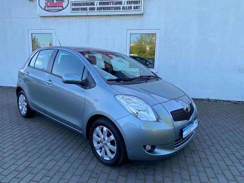 Yaris