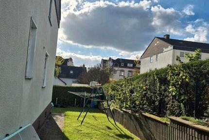 Erdgeschosswohnung 3,5 Z. 79 m² mit Garten, Terrasse & Garage 3.5 zimmer