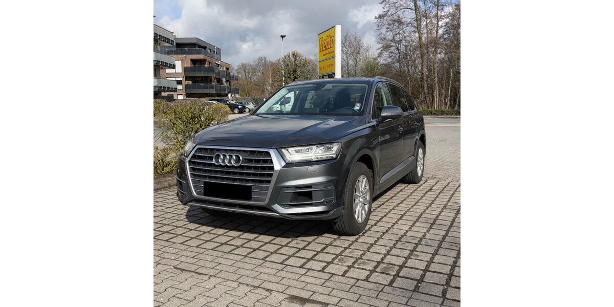 Audi Q7 193.600 km 26.500 &euro; Cloppenburg 49661