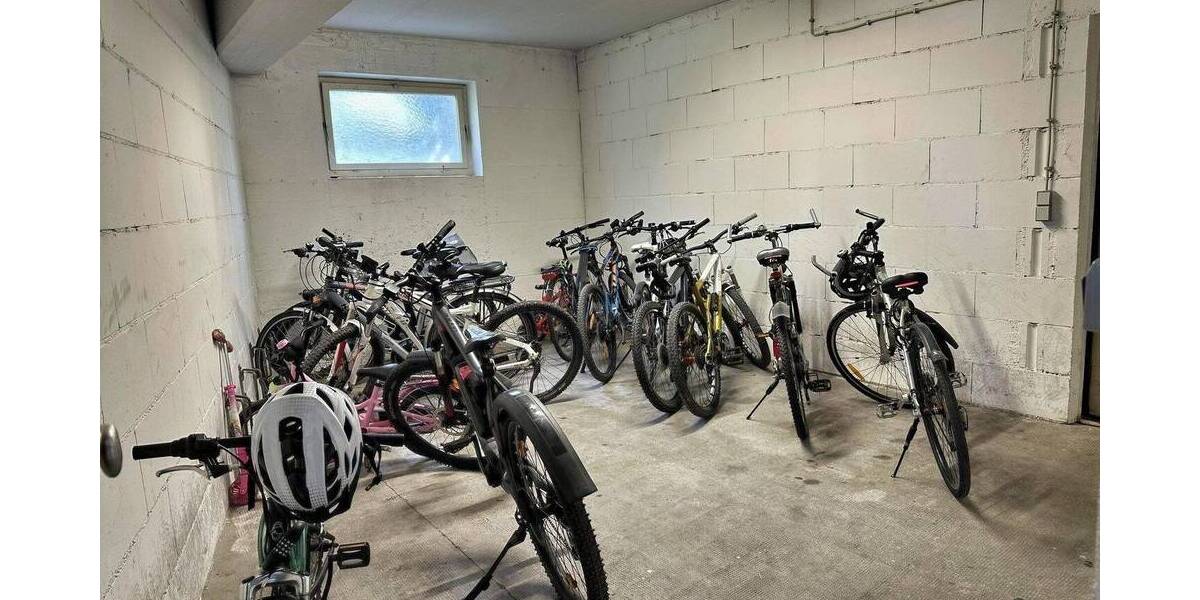 Etagenwohnung Pfullingen - 3 Zimmer, 74 m&sup2;, 259.000&euro; | Angebot:26570434