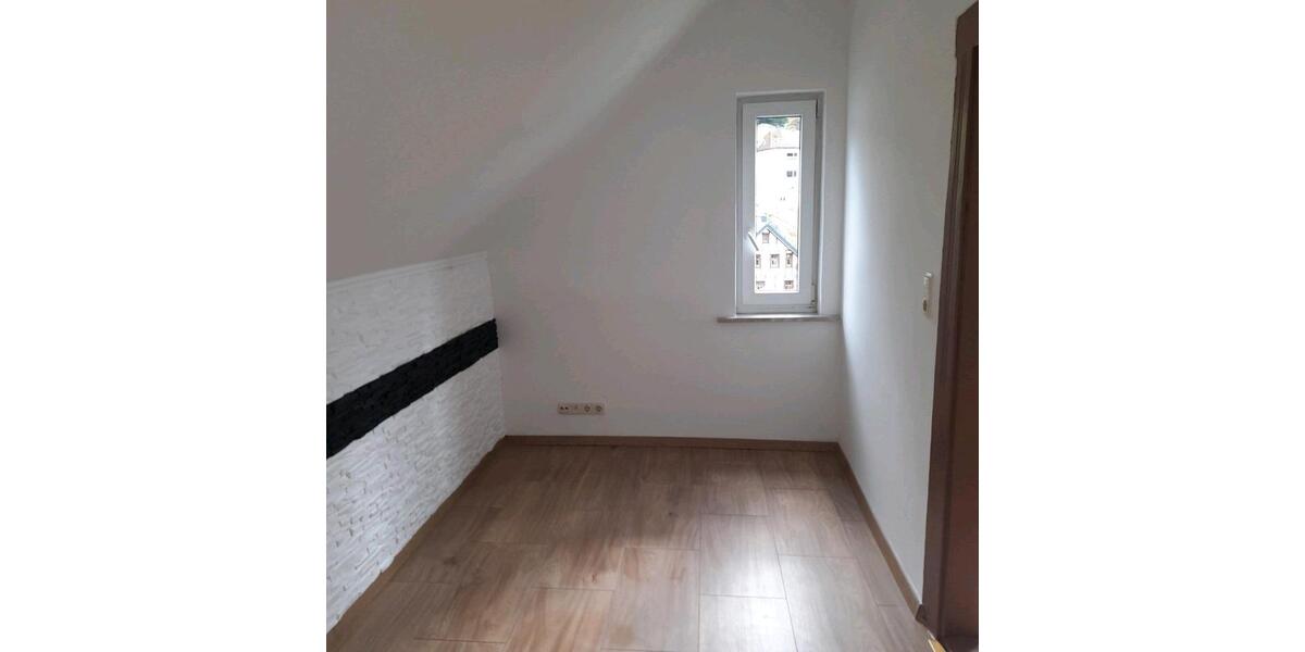 Mehrfamilienhaus, Wohnhaus Kronach - 11 Zimmer, 160 m&sup2;, 60.000&euro; | Angebot:25498533