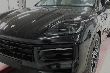 Porsche Cayenne 46.900 km 89.999 € Stuttgart 70499