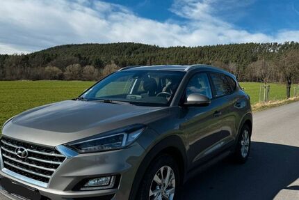 Hyundai TUCSON 53.000 km 19.500 &euro; Unterwellenborn 07333