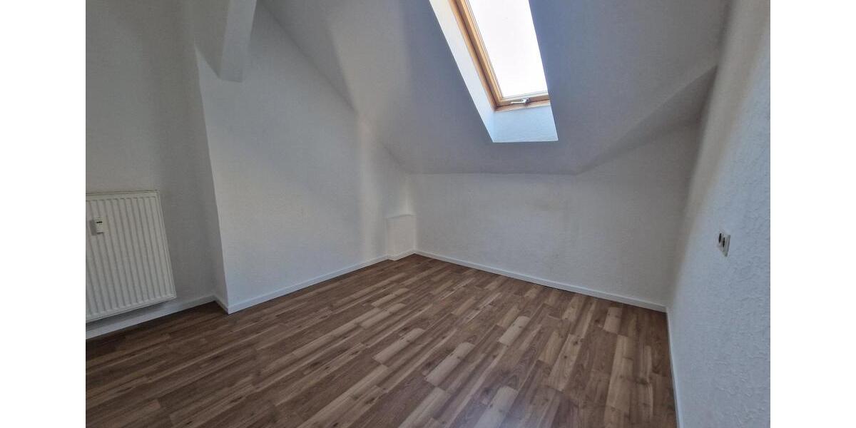 Dachgeschoßwohnung Bad Hersfeld - 5 Zimmer, 116 m&sup2;, 889&euro; | Angebot:25538252