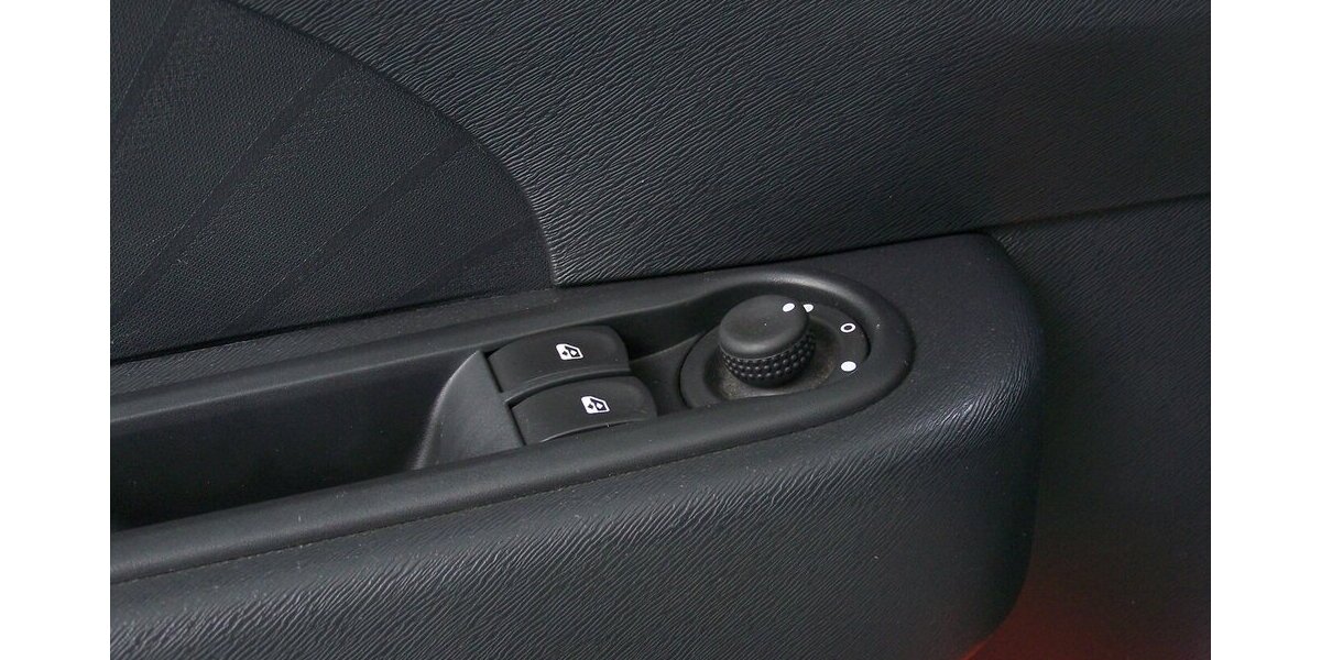 Renault Twingo Liberty+KLIMA+ALLWETTERREIFEN+FALTDACH 87.456 km 4.341 &euro; Hamburg 22119