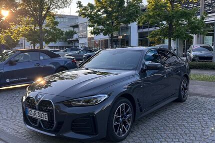 BMW i4 26.325 km 43.250 &euro; Karlsruhe 76137