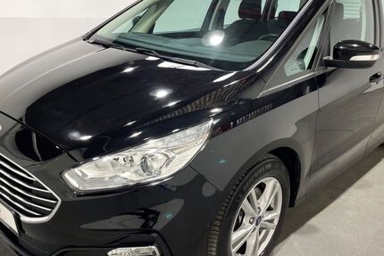 Ford Galaxy 63.000 km 22.450 &euro; Norderstedt 22848