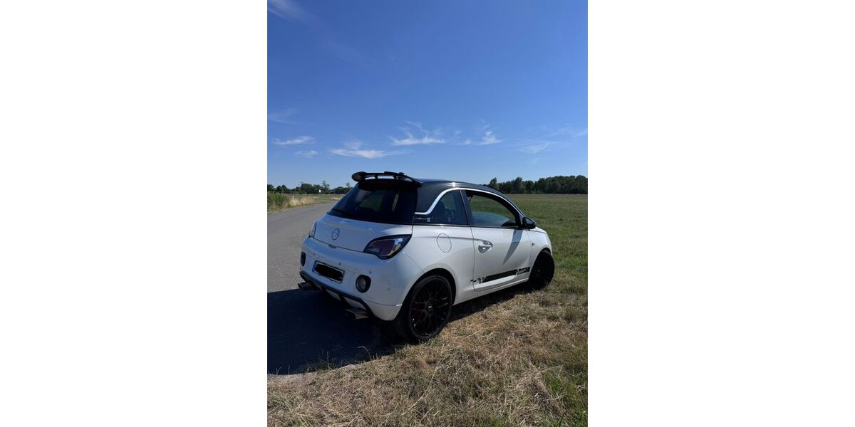 Opel Adam 146.355 km 5.499 &euro; Rödermark 63322