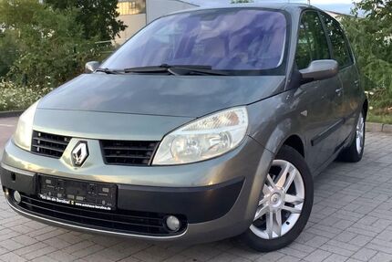 Renault Scenic 73.608 km 2.850 &euro; Berlin 12349