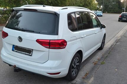 VW Touran 139.250 km 13.690 &euro; Gunzenhausen 91710