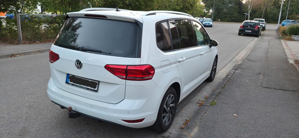 VW Touran 139.250 km 13.690 &euro; Gunzenhausen 91710