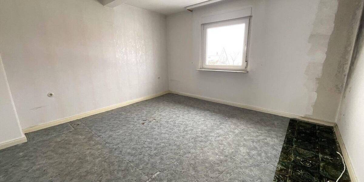Doppelhaushälfte Eschwege Oberdünzebach - 4 Zimmer, 115 m&sup2;, 115.000&euro; | Angebot:26105760