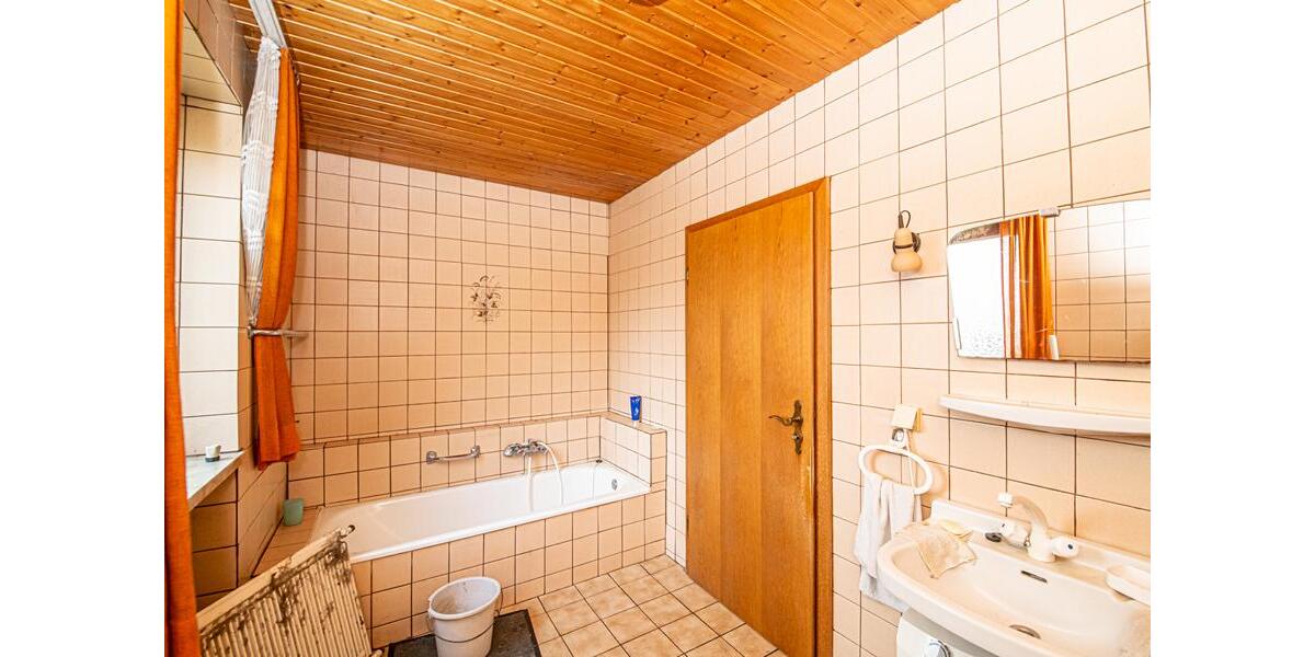 Mehrfamilienhaus in Lixenried in ruhiger Lage 9 zimmer