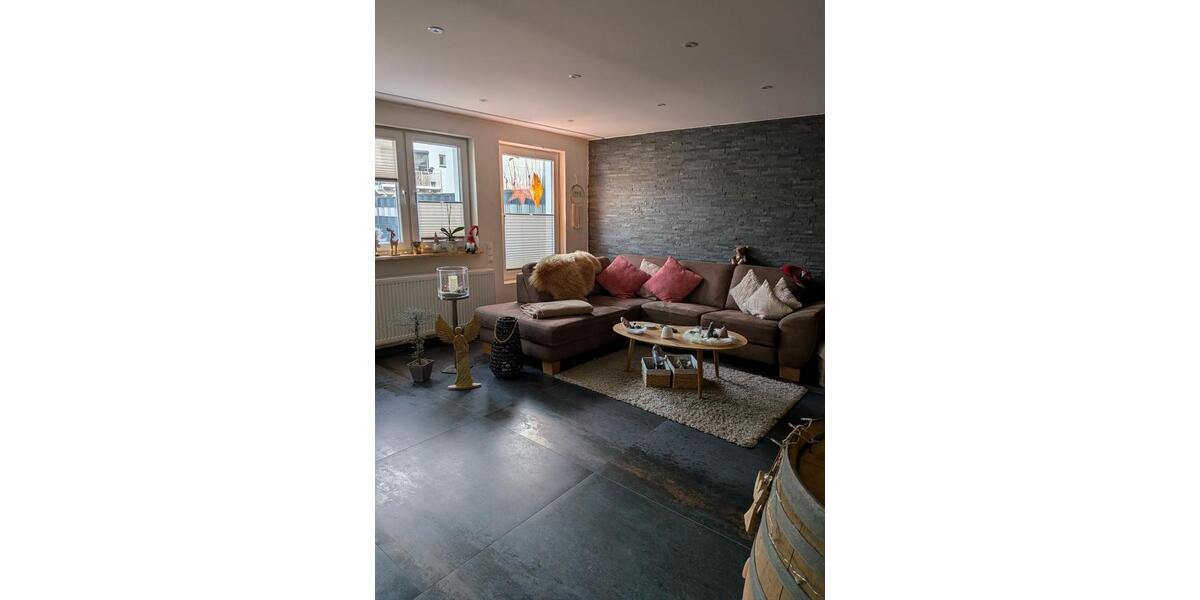 Erdgeschossw. mit moderner Ausstattung in historischem Ambiente 4 zimmer