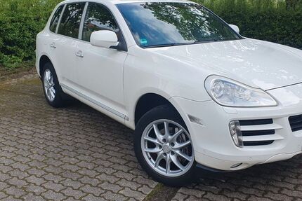 Porsche Cayenne 345.000 km 7.490 € Neumalsch 76316