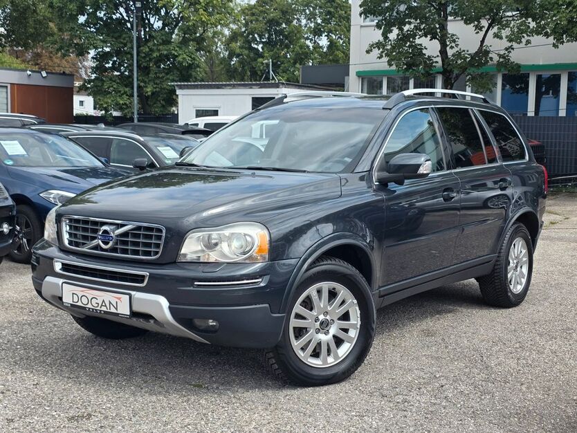 Volvo XC90 298.120 km 9.990 € München 81243