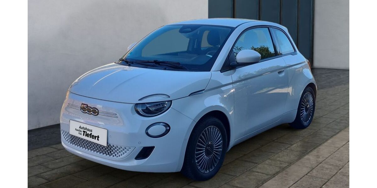Fiat 500e 27.255 km 21.800 &euro; Lauchringen 79787