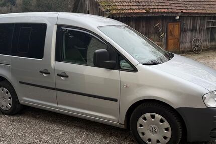 VW Caddy 175.429 km 8.599 &euro; Schkeuditz 04435