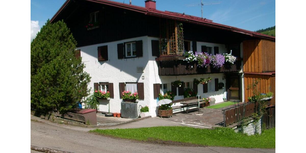Mehrfamilienhaus, Wohnhaus Bad Hindelang - 10 Zimmer, 270 m&sup2;, 685.000&euro; | Angebot:27130734