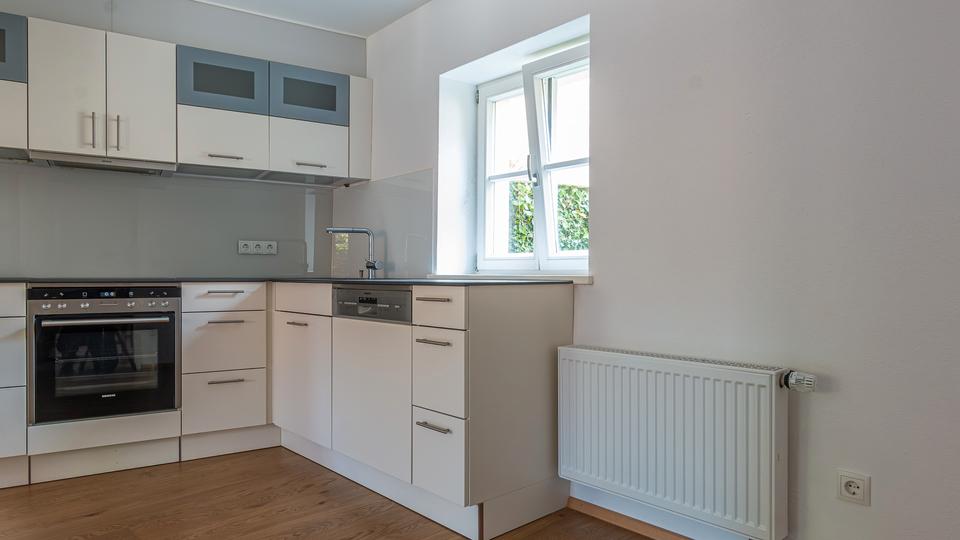 Reihenhaus Landshut - 4 Zimmer, 100 m&sup2;, 1.300&euro; | Angebot:26346349