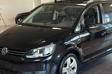 VW Touran 202.000 km 8.799 &euro; Schramberg 78713