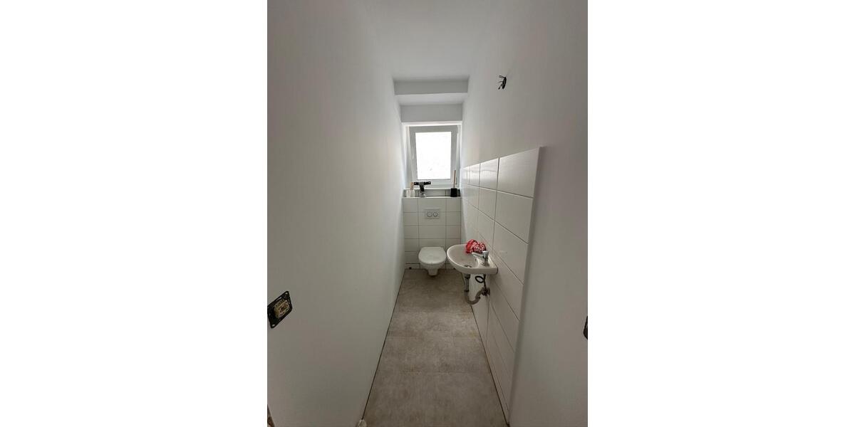 Erdgeschoßwohnung Filderstadt - 3.5 Zimmer, 102 m&sup2;, 1.750&euro; | Angebot:26399961