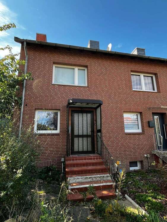 Haus zum Kaufen in Uelzen 109.000 € 80 m²