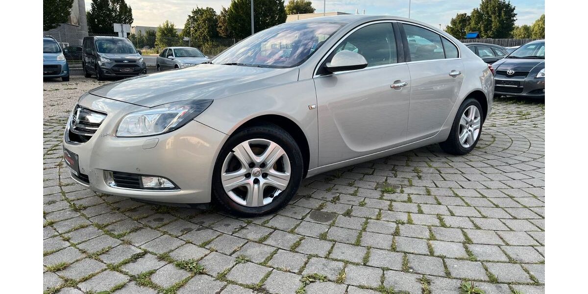 Opel Insignia 176.000 km 2.999 € Friedberg 86316