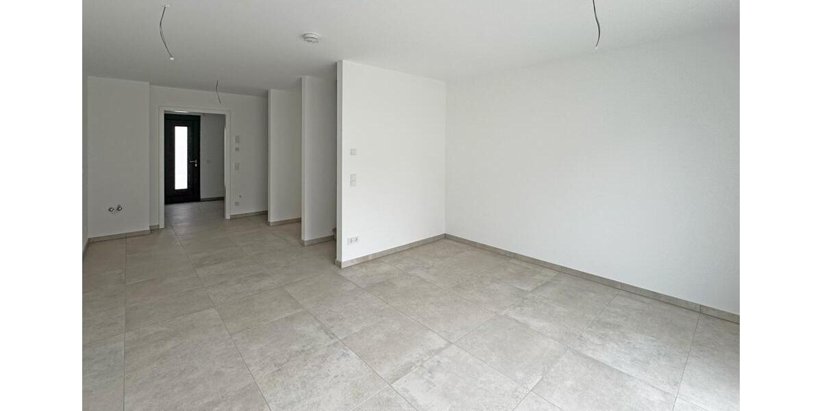 Reihenhaus Nürnberg Almoshof - 4 Zimmer, 105 m&sup2;, 1.890&euro; | Angebot:26313322