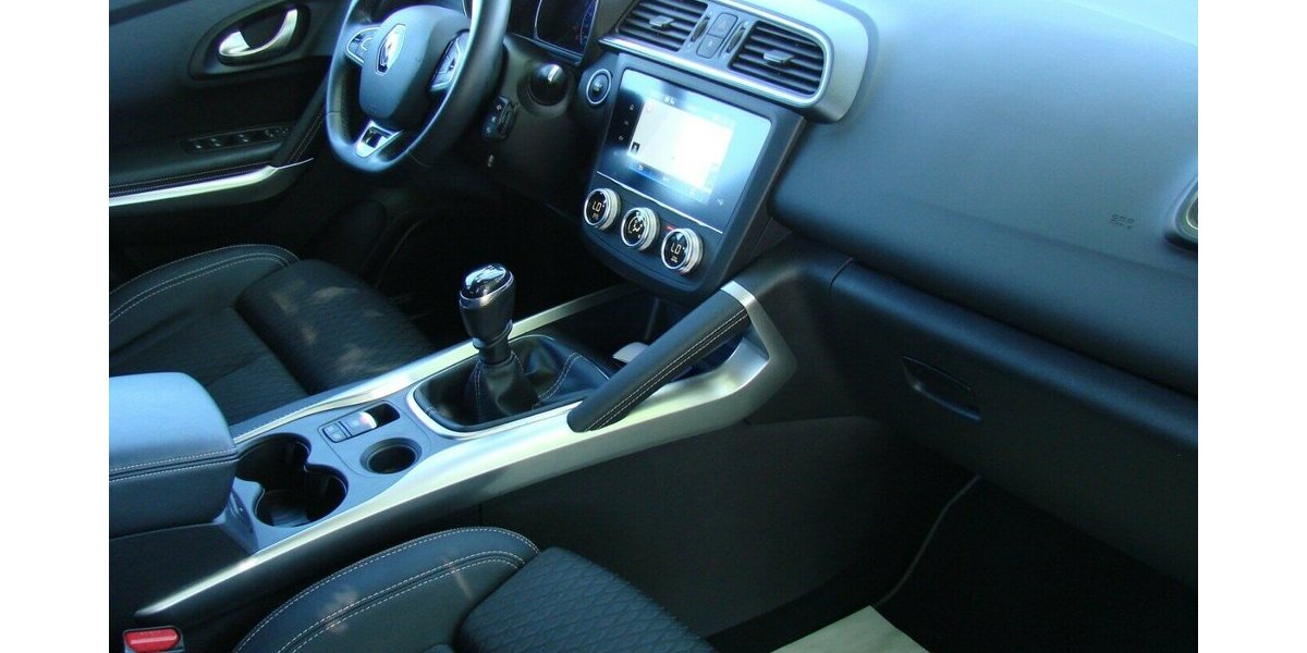 Renault Kadjar 1.3TCe 160 Bose Edition LED AHK Tempomat 45.123 km 15.980 &euro; Falkensee 14612