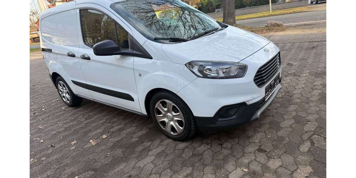 Ford Transit Courier 78.000 km 8.999 &euro; Ilsede / OT Adenstedt 31246