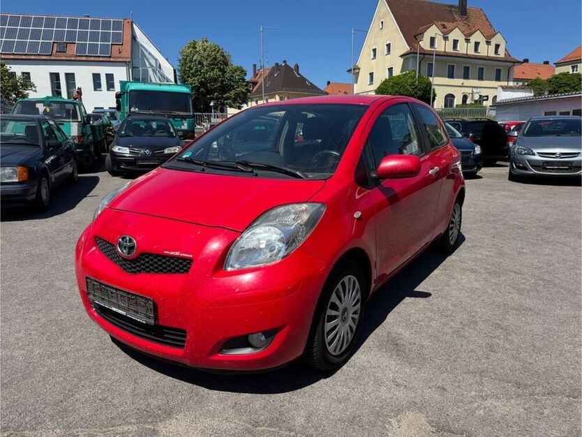 Yaris