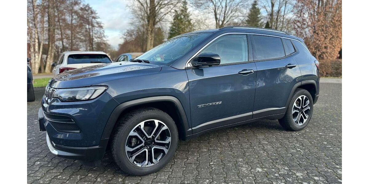 Jeep Compass 22.701 km 21.989 &euro; Willebadessen 34439