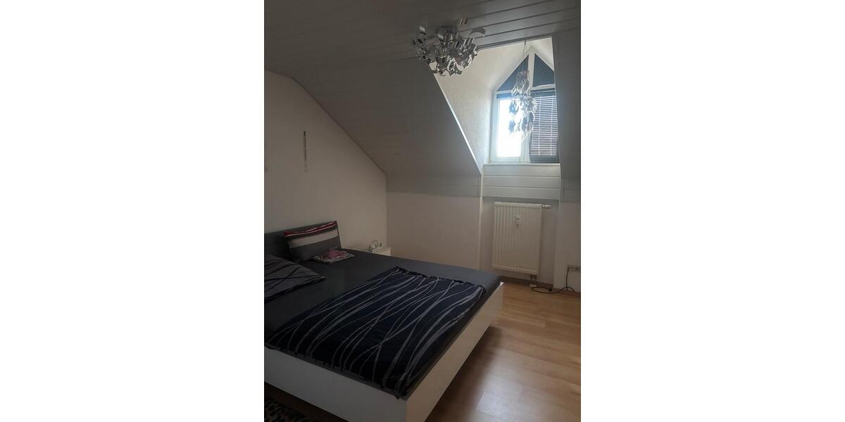 Dachgeschoßwohnung Eichendorf - 3 Zimmer, 83 m&sup2;, 810&euro; | Angebot:26409135
