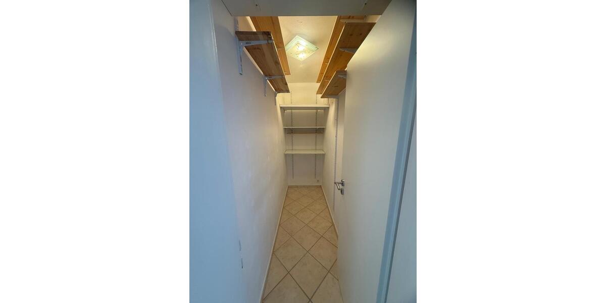 Etagenwohnung Oststeinbek - 3 Zimmer, 95 m&sup2;, 1.980&euro; | Angebot:26403151