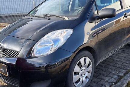 Toyota Yaris 215.000 km 1.790 &euro; Chemnitz 09114