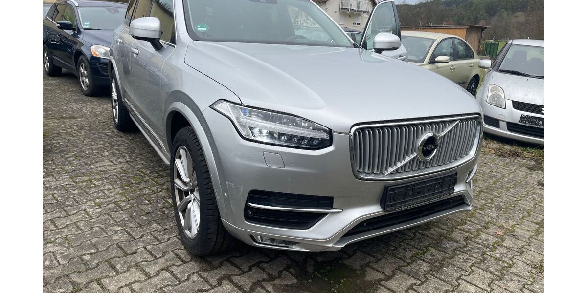 Volvo XC90 280.000 km 22.000 &euro; Königheim 97953