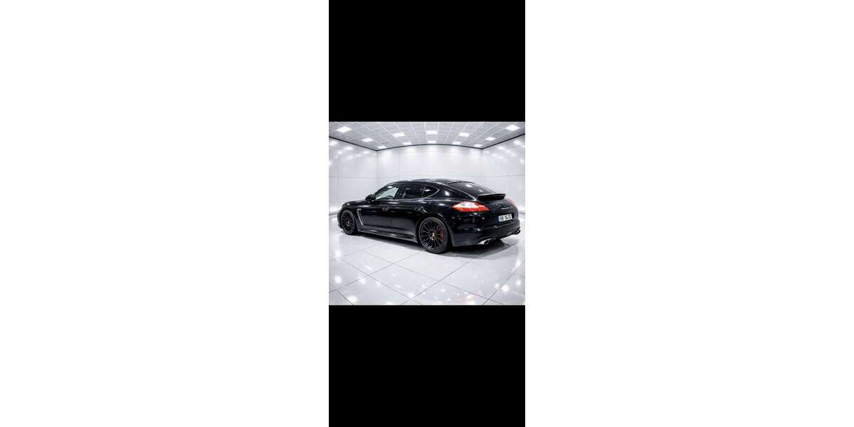Porsche Panamera 137.123 km 31.999 &euro; Sindelfingen 71067