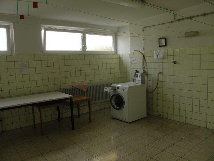 Etagenwohnung Coburg - 4 Zimmer, 110 m&sup2;, 650&euro; | Angebot:26378698