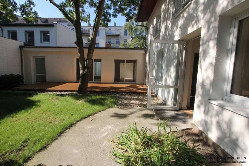 Büro in Adlershof 2.198 € 218 m²