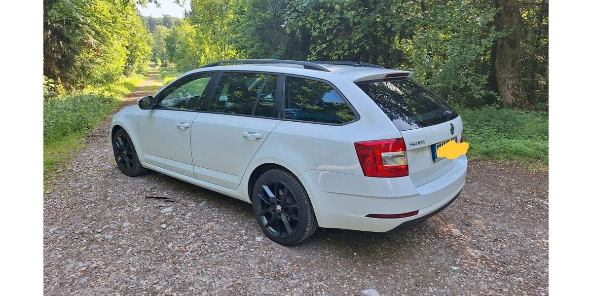 Skoda Octavia 210.000 km 10.300 &euro; Weßling, Oberbayern 82234