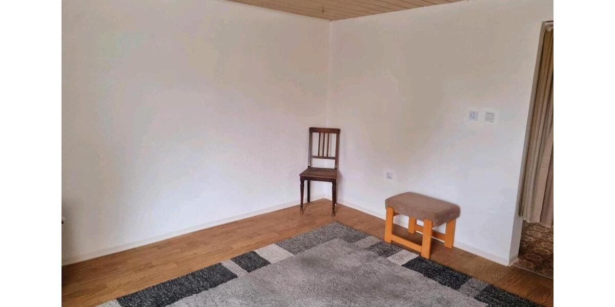 Doppelhaushälfte Obernzenn - 6 Zimmer, 120 m&sup2;, 800&euro; | Angebot:26227859