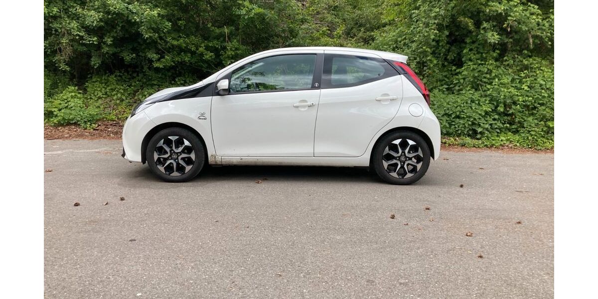Toyota Aygo (X) 20.800 km 10.500 &euro; Konstanz 78464