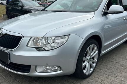 Skoda Superb 118.600 km 12.480 &euro; Pfullingen 72793