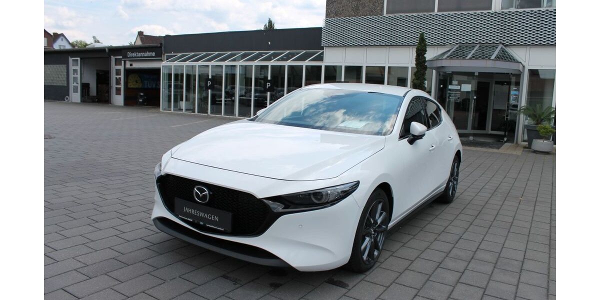 Mazda 3 12.406 km 24.490 &euro; Holzminden 37603