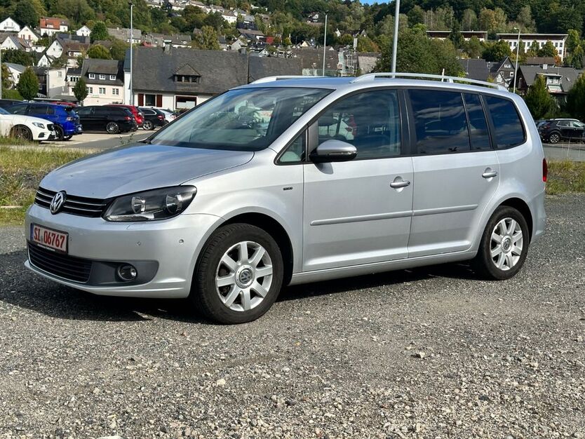 VW Touran 215.738 km 6.650 € Siegen 57080