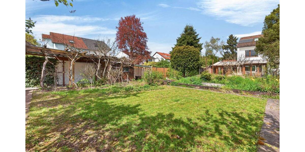 Reihenendhaus Karlsruhe Grünwinkel - 8 Zimmer, 152 m&sup2;, 849.000&euro; | Angebot:26359696